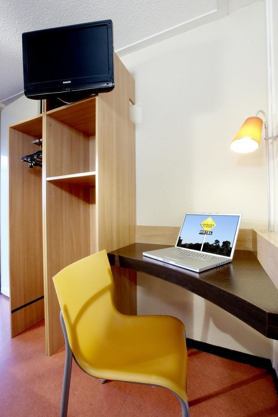 Kyriad Direct Bordeaux Sud Cestas Hotel Cestas